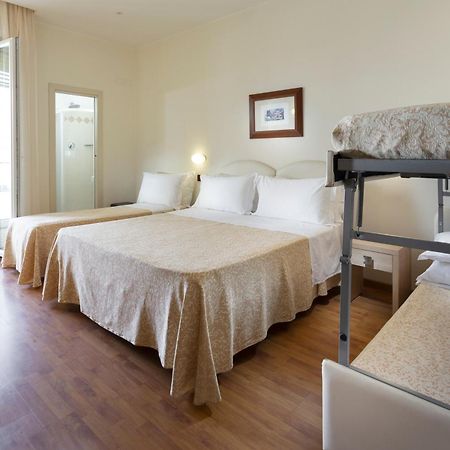 Hotel Baltic Rimini Eksteriør bilde