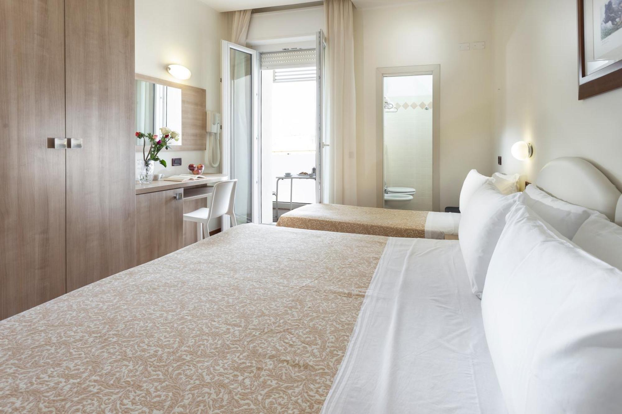 Hotel Baltic Rimini Eksteriør bilde