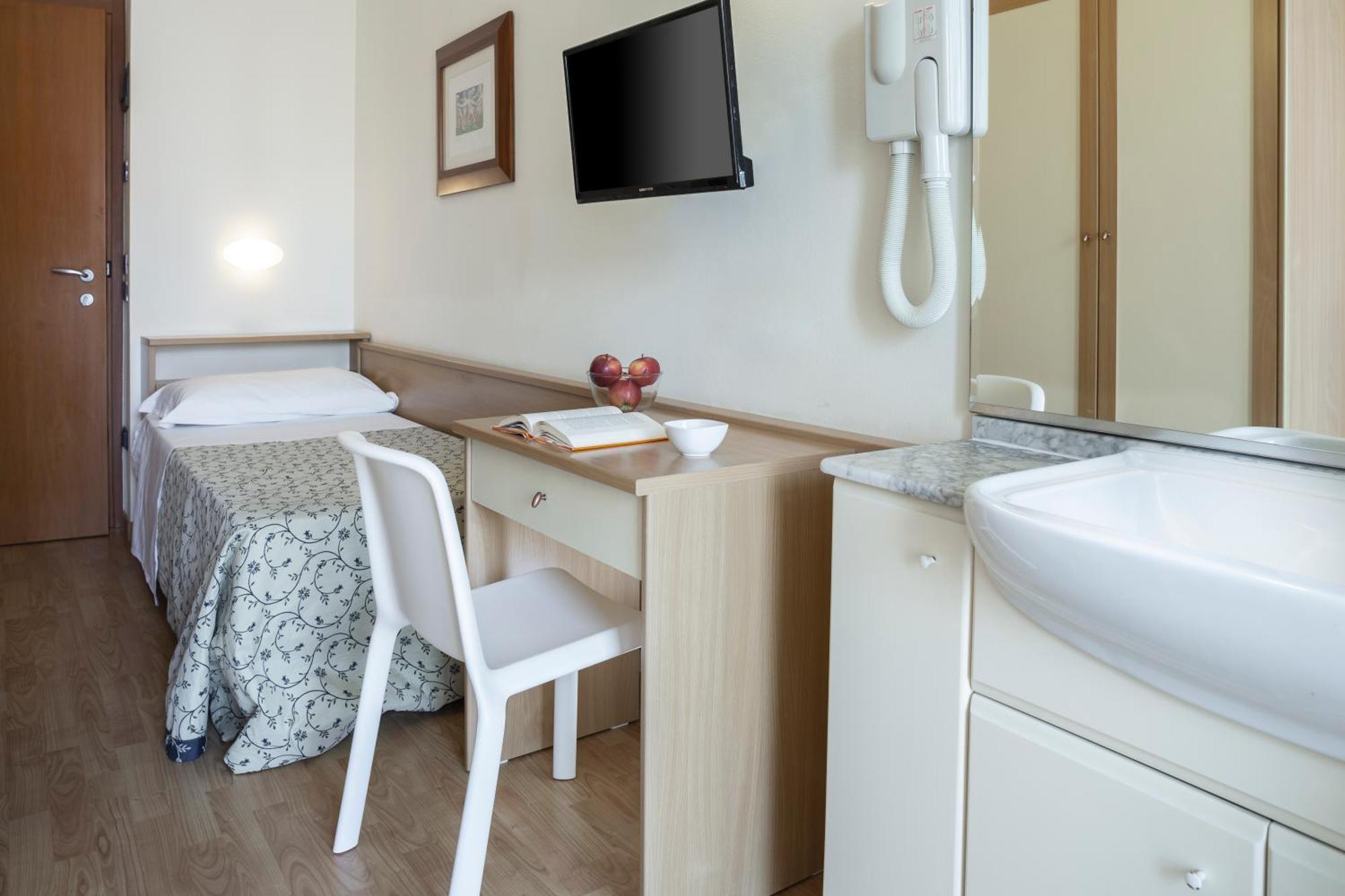 Hotel Baltic Rimini Eksteriør bilde