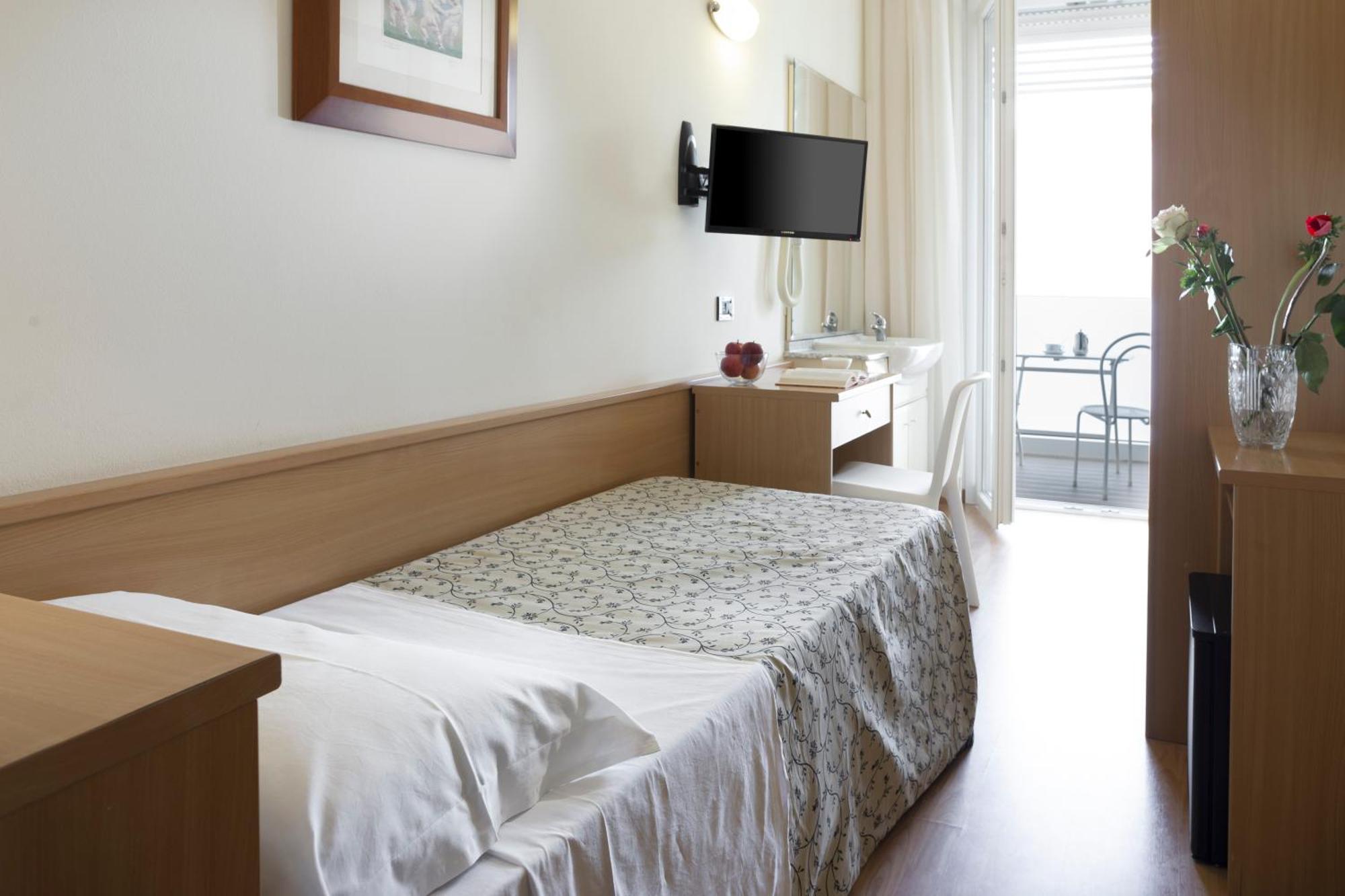 Hotel Baltic Rimini Eksteriør bilde